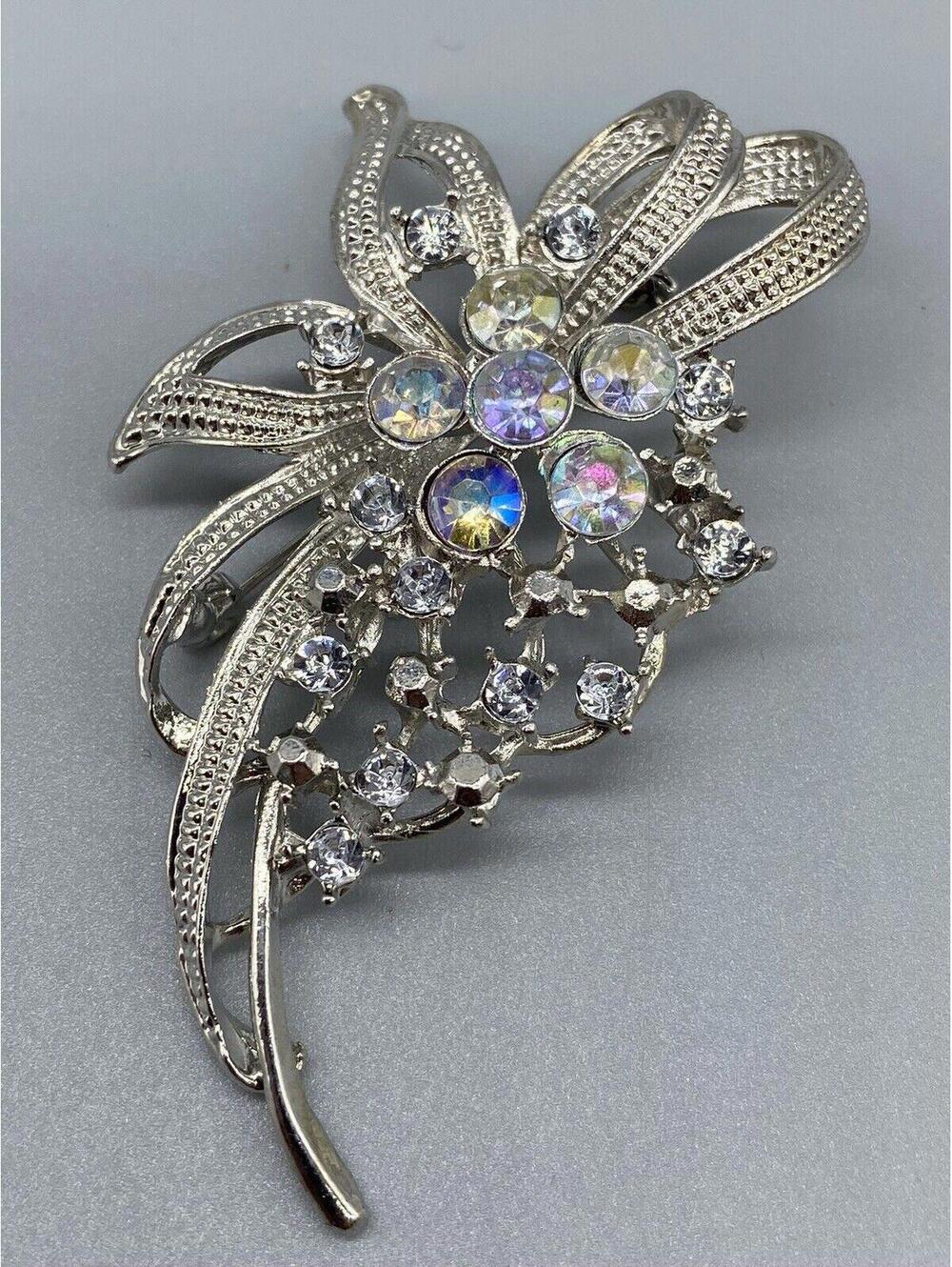 Sparkling Floral Bouquet Silver Tone Rhinestone Brooch Pin